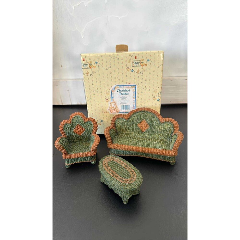 Vintage Youngs Miniature Cherished teddies Bear Dollhouses Faux Wicker Furniture